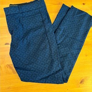 Banana Republic NWT Sloan Fit Navy Patterned Low Rise Ankle Pant - Size 6